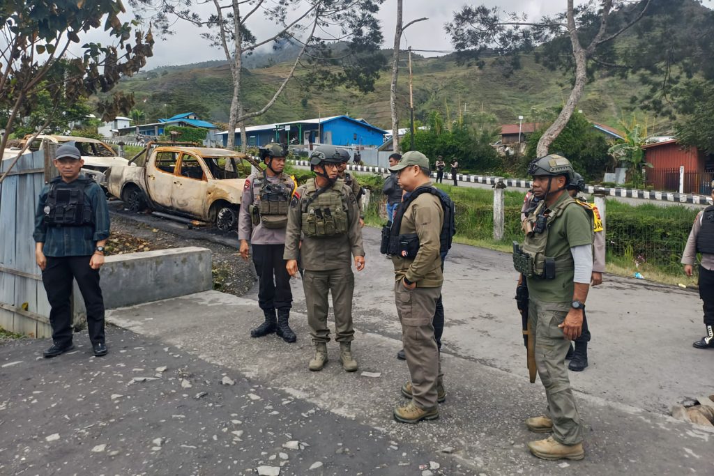 Papua Regional Police, together with the Cartenz Peace Operation, a joint police and military task force, conducts an investigation in Puncak Jaya, Central Papua, on July 27, 2024, following unrest on July 16.