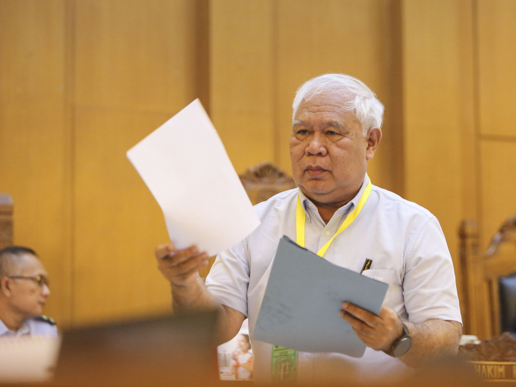 Soleman B. Ponto, former head of BAIS, appears as an expert witness in the trial over the acid attack on Andrie Yunus at Jakarta Military Court II-08.